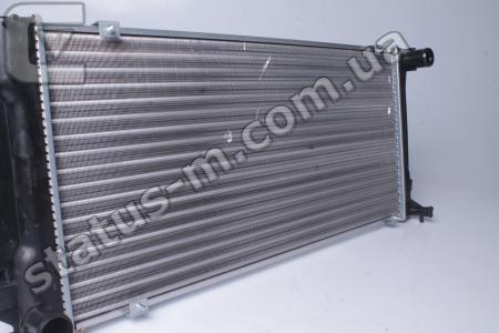 Авто Престиж / А21R22-1301010-10 / Радиатор охлаждения Газель NEXT дв.Cummins ISF 2.8 примята сота (пр-во Авто Престиж) фото 1